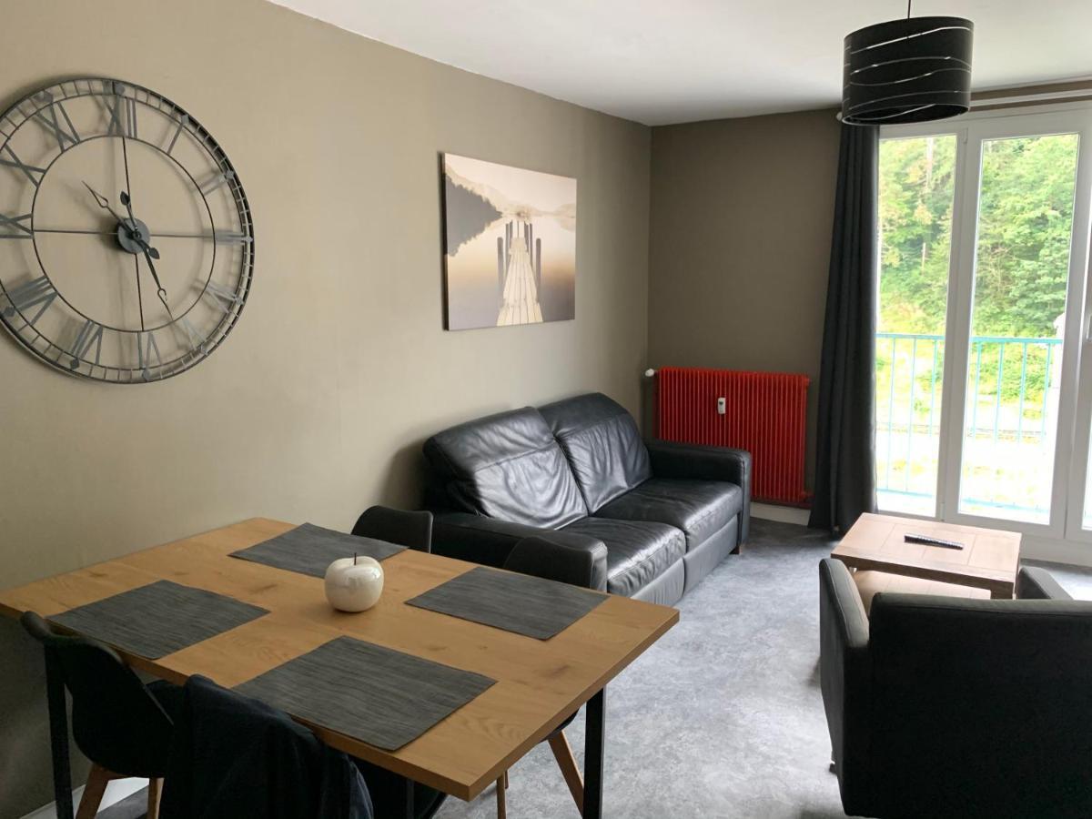 Appartement tout confort dans une résidence calme Givet Exterior foto
